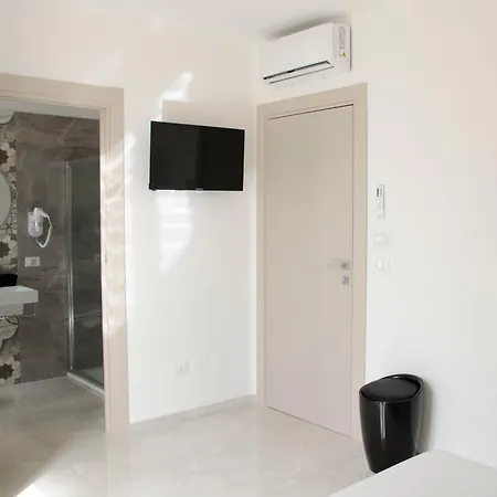 Panta Rei Charme Suite - 6 Min Dalle Spiagge Bed & Breakfast