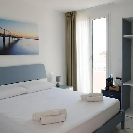Bed & Breakfast Panta Rei Charme Suite - 6 Min Dalle Spiagge