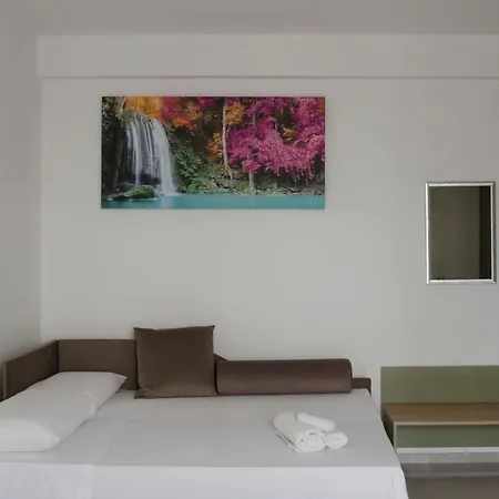 Panta Rei Charme Suite - 6 Min Dalle Spiagge Pachino