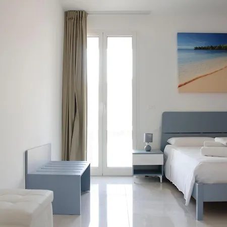 Bed & Breakfast Panta Rei Charme Suite - 6 Min Dalle Spiagge